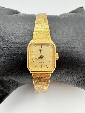 Vintage Timex Quartz Gold Tone Octagon Women's Wrist Watch Parts Repair
